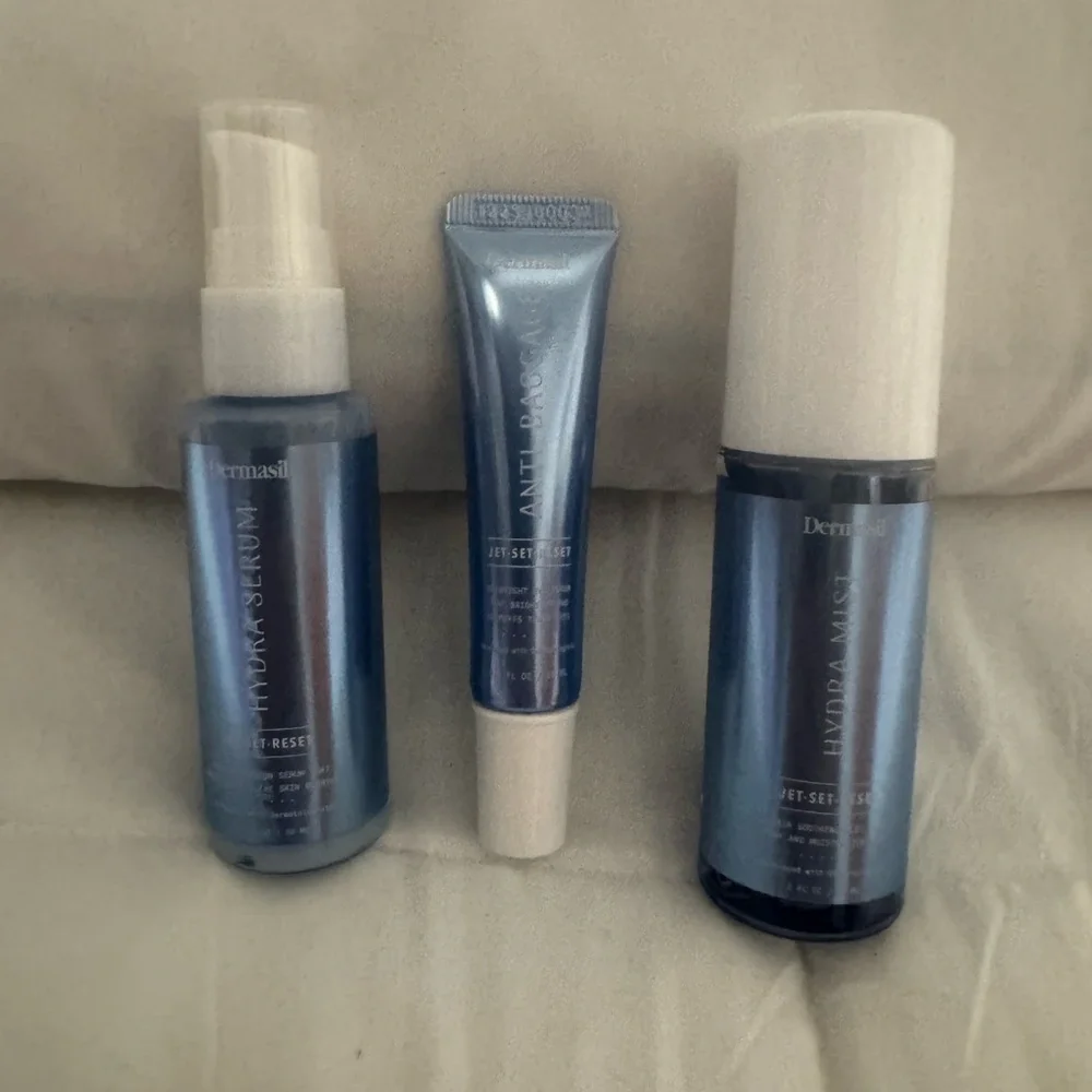 NWT- bundle of 3 products of Dermasilk Blue Skincare Trio - Hydration Set - Picture 1 of 2